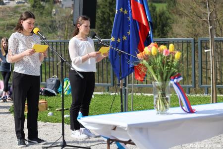 Odprtje večnamenskega prostora na Selih (18)